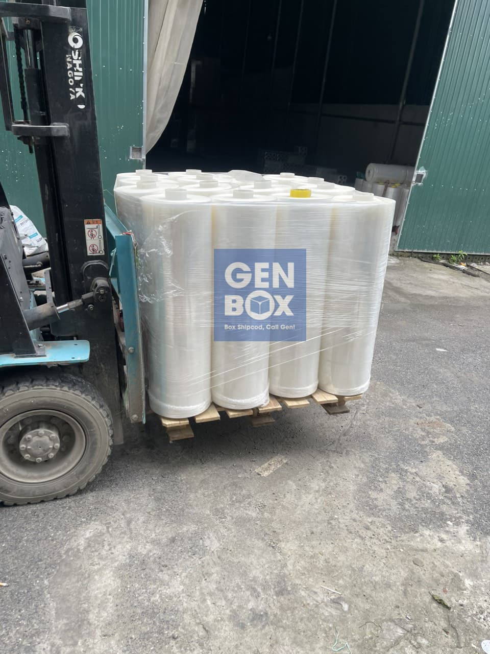Màng PE đen và màng PE trắng chất lượng cao tại Genbox